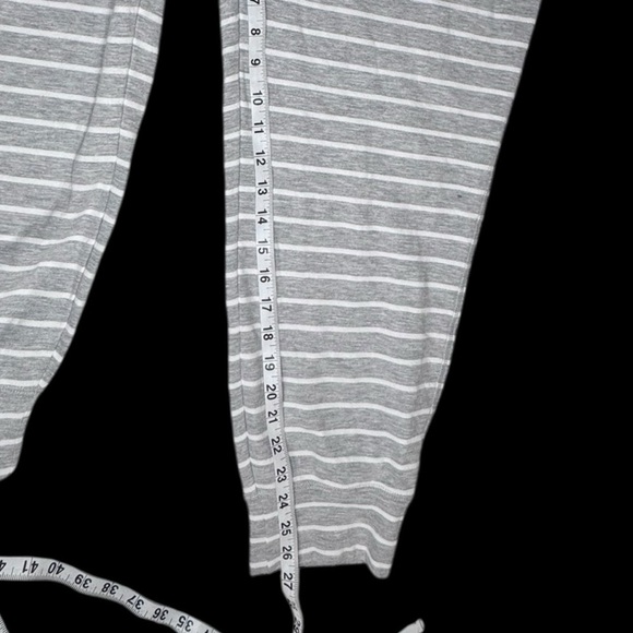 Vineyard Vines Stripe Sweatpants Jogger Pants - Picture 2 of 5